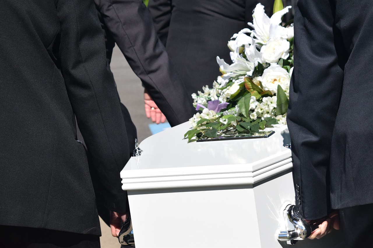 https://taxtron.ca/images/blog-images/Death2.jpg
