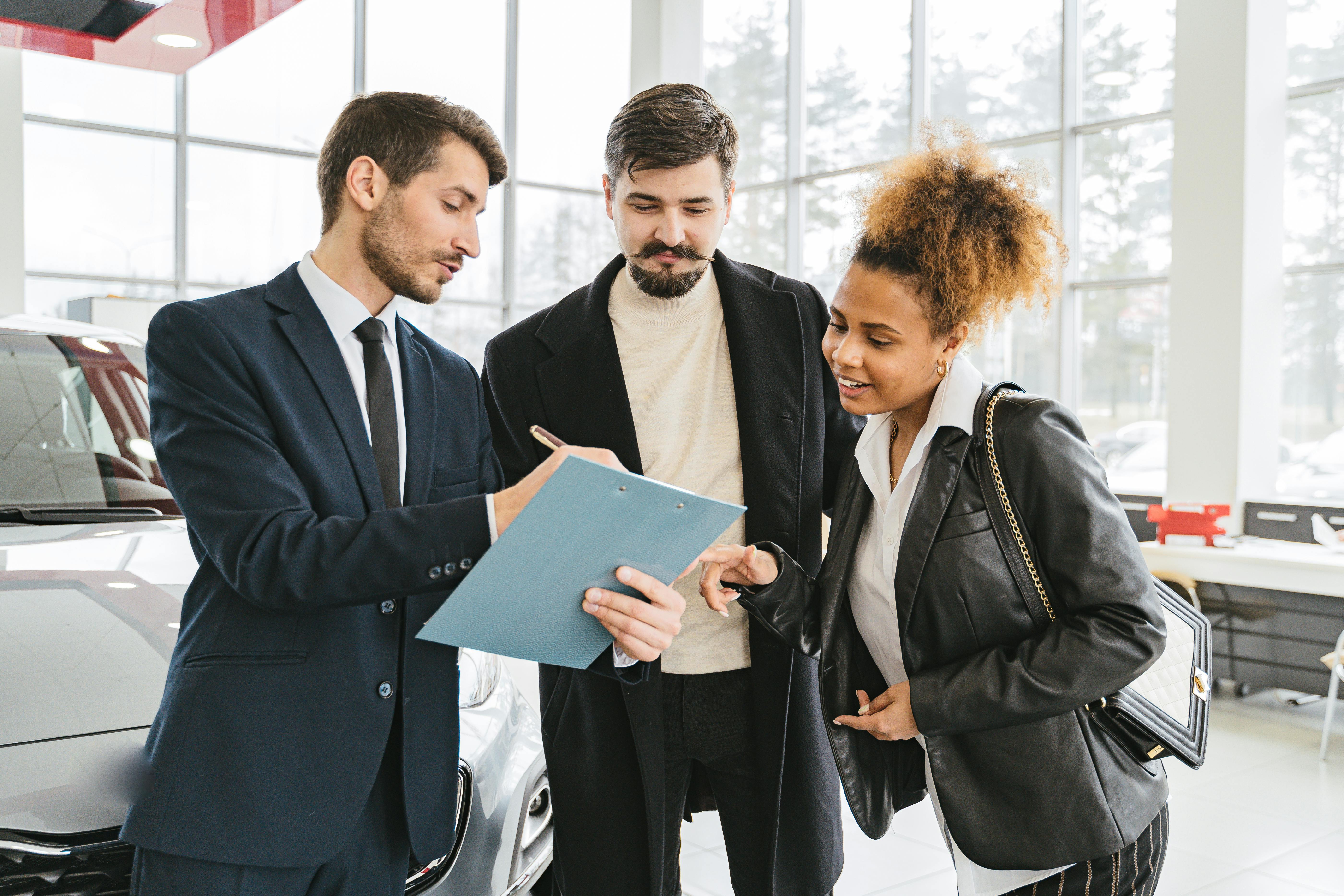 https://taxtron.ca/images/blog-images/Lease_Purchase.jpg
